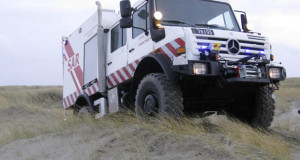 Unimog U 4000 zur Rettung aus Seenot in Dänemark