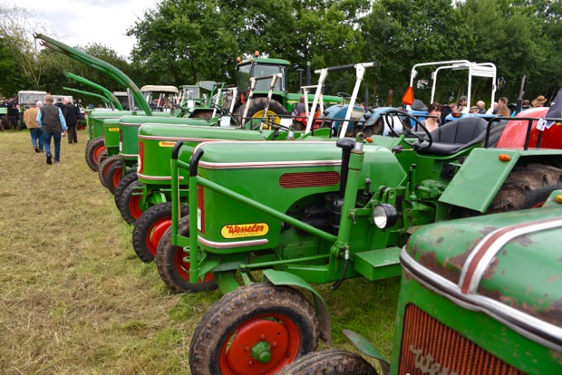 24-historischer-feldtag-in-nordhorn-2016-oldtimertrecker-historische