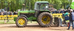 Tractor Pulling