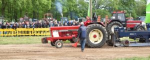 Tractor Pulling