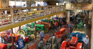 Besuch im größten Oldtimer Museum in Skandinavien